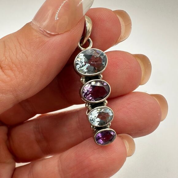 Stunning faceted, graduated oval cut Aquamarine and Amethyst, 925 pendant! - Picture 5 of 11